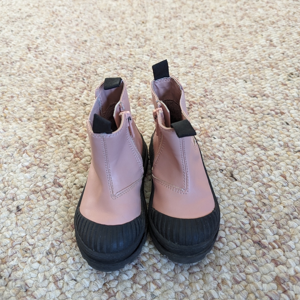 H&M Chelsea boots